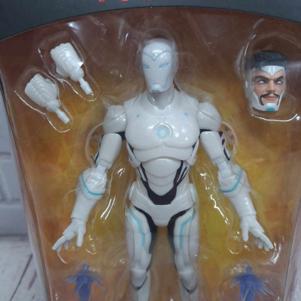 Hasbro Marvel Legends SUPERIOR IRON MAN Zabu BAF Wave 6" Figure New Sealed - Picture 2 of 6